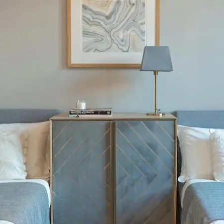 - Flamingo With Santa Croce View * Florenz