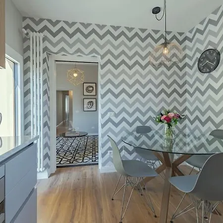Apartman - Flamingo With Santa Croce View